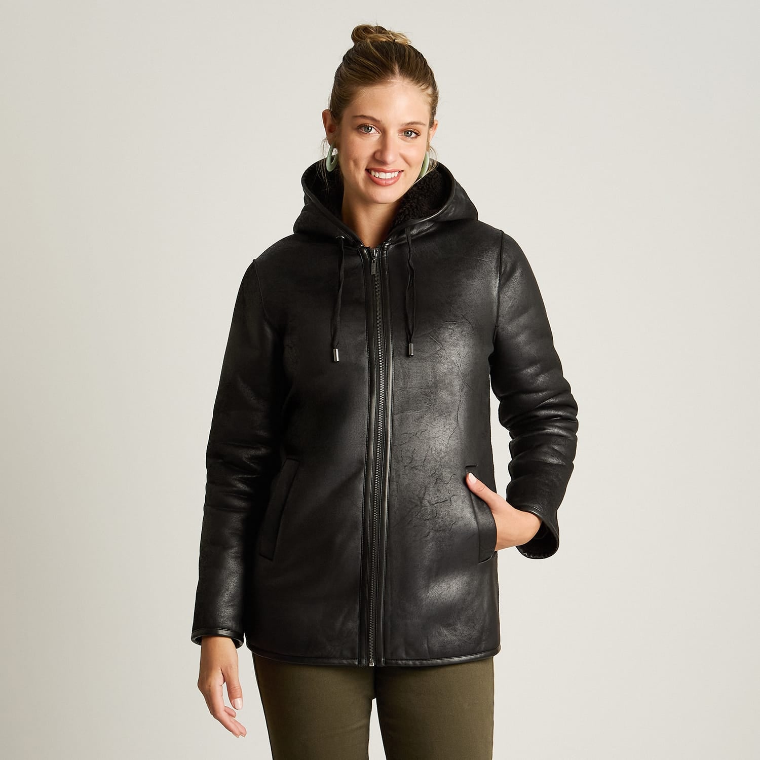 Chaqueta Negro Manga Larga Elasticidad Nula Con Forro Calce Normal Tela Bonded